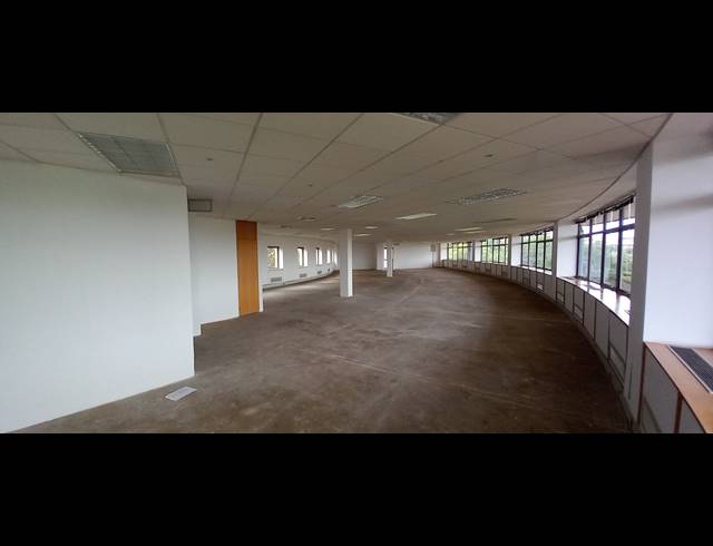364M² OFFICE TO LET IN WOODMEAD
